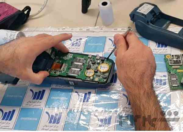 عیب یابی و تعمیر انواع دستگاه های کارتخوان