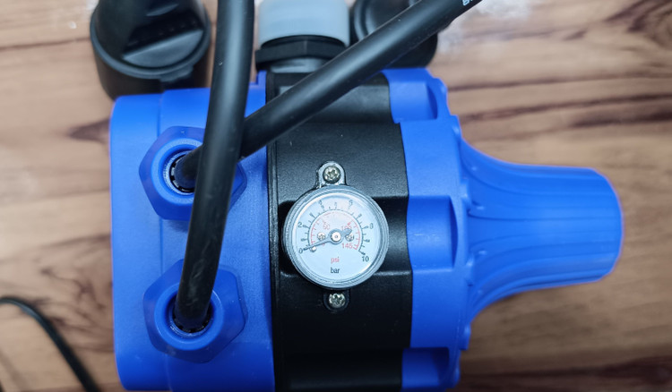 ست کنترل دارای پیچ تنظیم